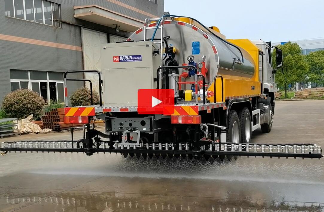 10M3 Intelligent asphalt spreader truck