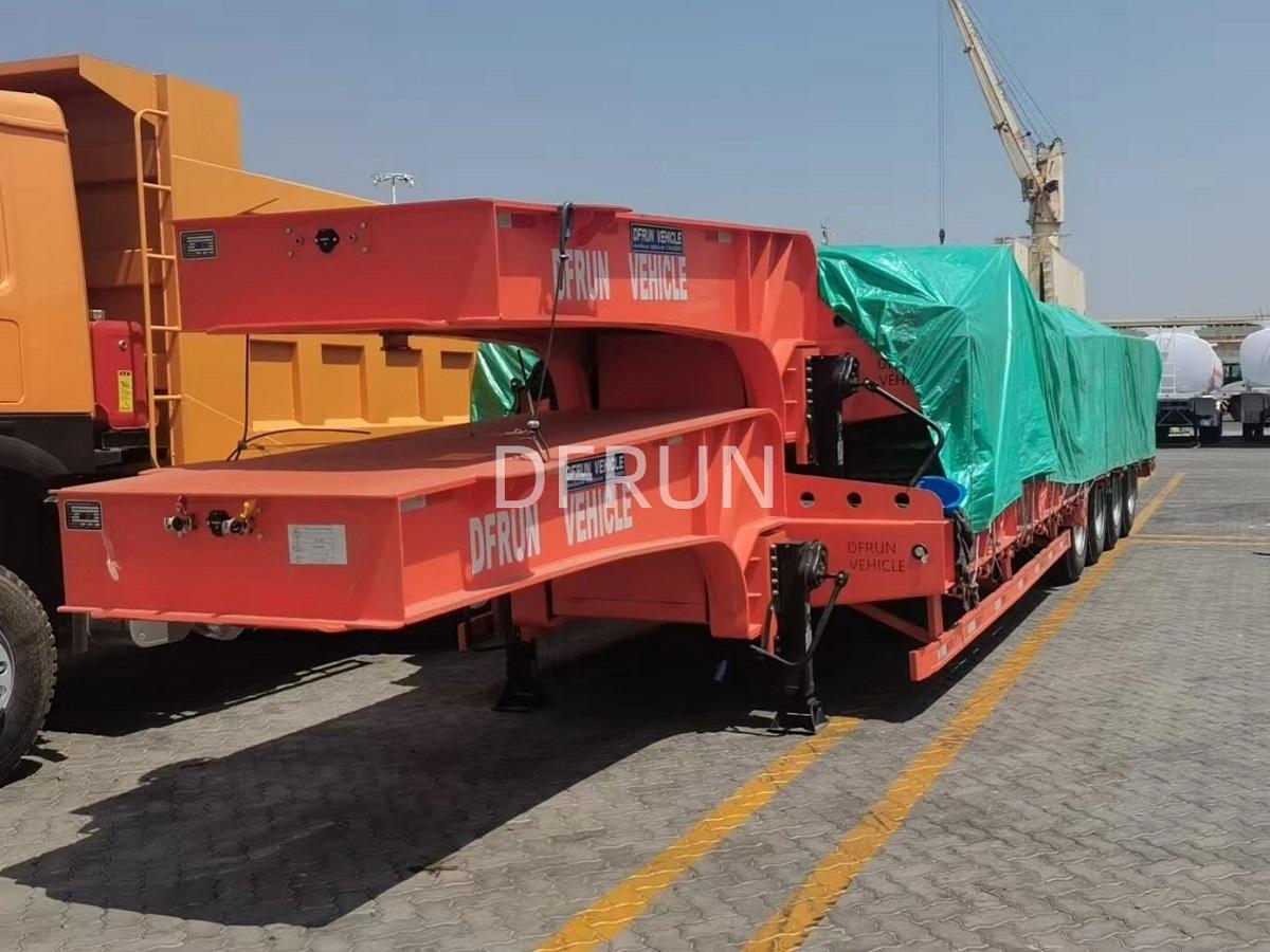 4 axles 80tons lowbed trailer (2).jpg